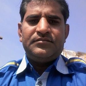 Meet your Posher, Farid